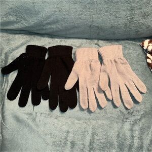 Black and Gray Knit Gloves Set one size fits most